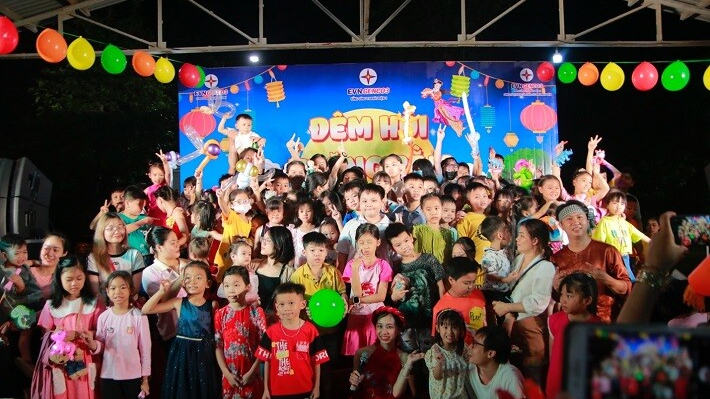 Công ty EPS: Ấm áp mùa Trung thu “Gắn kết và lan tỏa yêu thương”