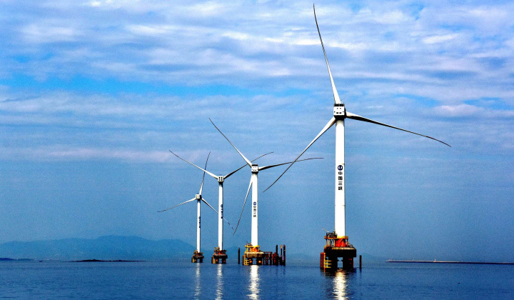 Việt Nam điều tra chống bán phá giá tháp điện gió Trung Quốc