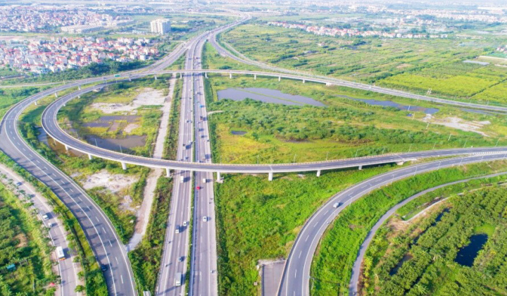 Phấn đấu bàn giao toàn bộ mặt bằng Dự án cao tốc Bắc - Nam phía Đông trong quý 3/2023