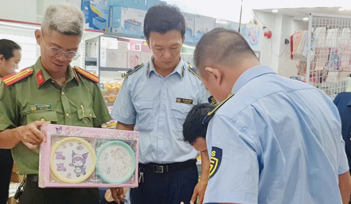 Cục QLTT Đà Nẵng xử phạt hơn 376 triệu trong dịp Tết Trung thu năm 2024