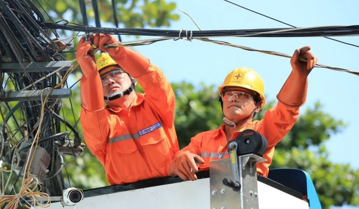 Giá bán lẻ điện bình quân tăng 4,8% từ hôm nay (11/10)