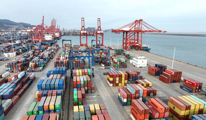 9 tháng, thu ngân sách từ hoạt động xuất nhập khẩu đạt hơn 98% dự toán năm