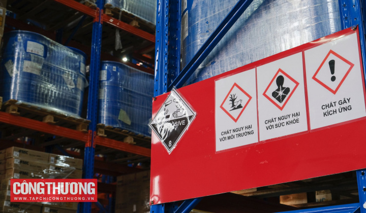Nhà xưởng sản xuất, kho chứa hóa chất nguy hiểm phải đáp ứng các quy định mới về an toàn