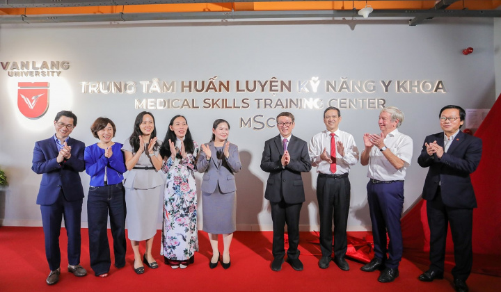 Trường Đại học Văn Lang khánh thành Trung tâm Huấn luyện Kỹ năng Y khoa triệu USD