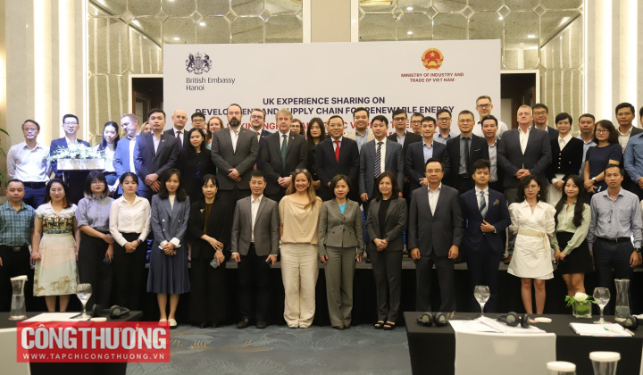 Vương quốc Anh chia sẻ kinh nghiệm về điện gió ngoài khơi và lĩnh vực phát triển dự án