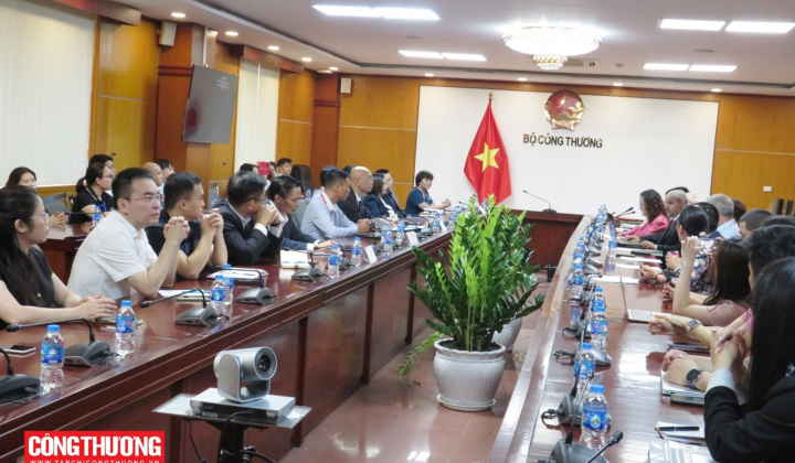 Kết nối, thúc đẩy hợp tác thương mại, đầu tư giữa các doanh nghiệp Việt Nam và Ả Rập