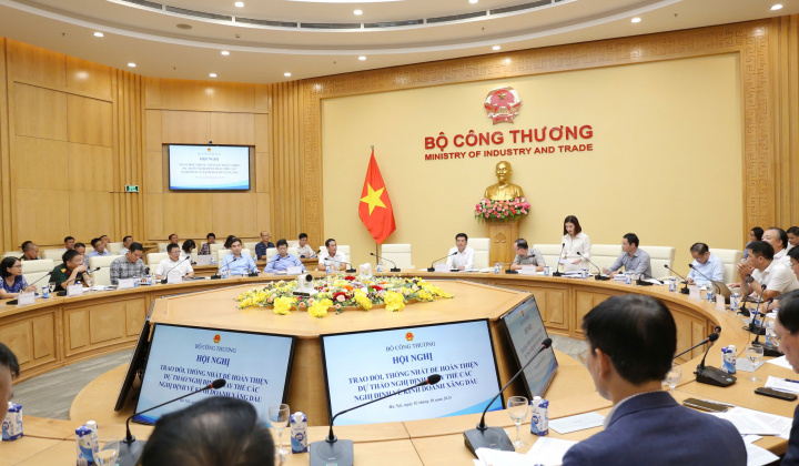 Thương nhân phân phối mua bán xăng dầu với nhau có nhiều rủi ro