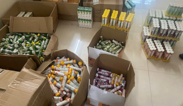 DHT Pharmacy Hà Đông bị phát hiện có dấu hiệu sản xuất hàng giả quy mô lớn