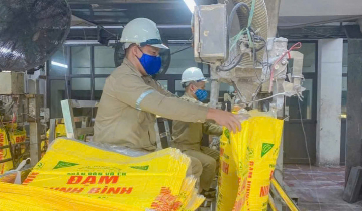 Áp thuế giá trị gia tăng 5% sẽ giúp giá phân bón ổn định và giảm