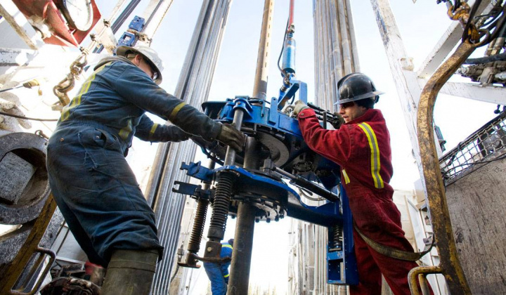 Giá xăng dầu hôm nay 23/11: Căng thẳng địa chính trị tăng, giá lên cao nhất 2 tuần