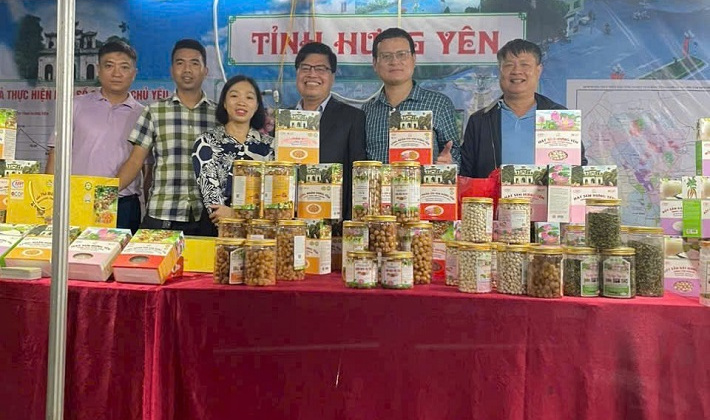 Hưng Yên có 2 gian hàng trưng bày các sản phẩm tiêu biểu tại Hội chợ nông nghiệp quốc tế khu vực đồng bằng Bắc Bộ năm 2024