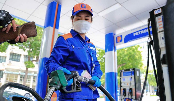 Đề xuất tiếp tục giảm thuế bảo vệ môi trường đối với xăng, dầu đến 31/12/2025
