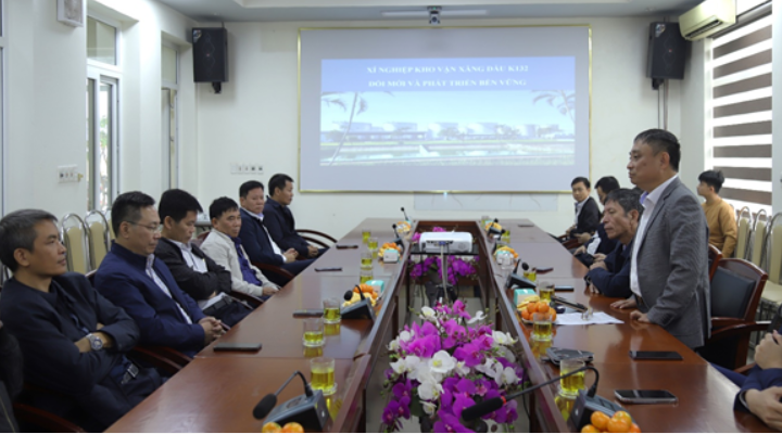 Tăng cường phối hợp trong công tác tổ chức giao nhận xăng dầu và quản lý hàng hóa