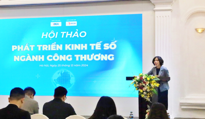 Thương mại điện tử thúc đẩy tăng trưởng bán buôn, bán lẻ