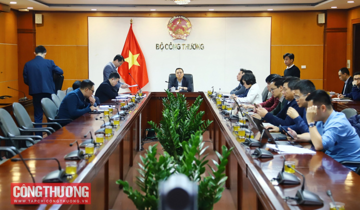 Phối hợp chặt chẽ với địa phương trong điều chỉnh Quy hoạch điện VIII