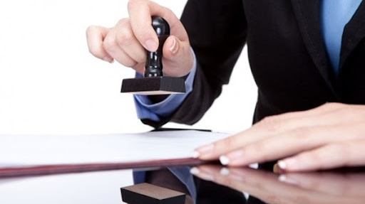 Bàn về việc không bắt buộc doanh nghiệp sử dụng con dấu trong hoạt động kinh doanh