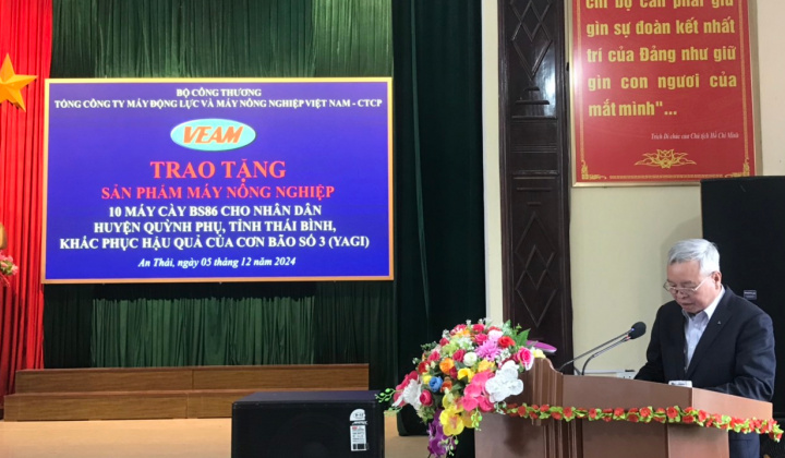 10 máy cày của VEAM đến với bà con nông dân huyện Quỳnh Phụ, Thái Bình