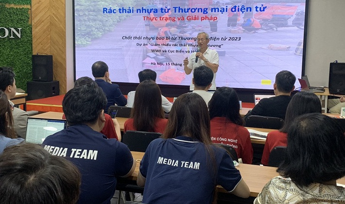 Hạn chế rác thải nhựa từ Thương mại điện tử