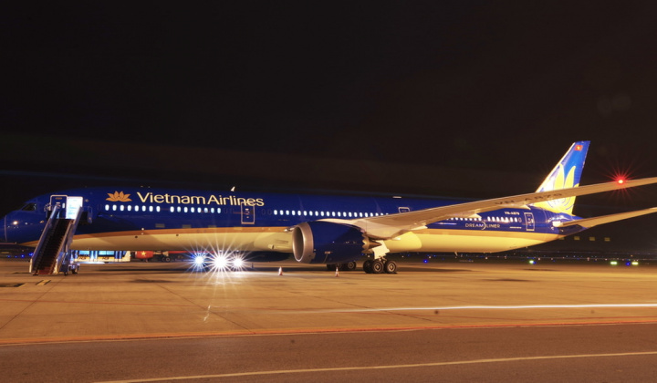 Vietnam Airlines “hạ nhiệt” vé máy bay phục vụ dịp nghỉ lễ 30/4 - 01/05