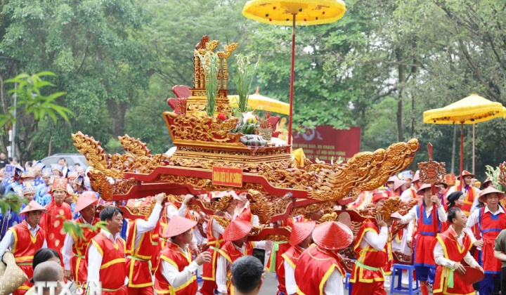 Giỗ Tổ Hùng Vương: Khắp tỉnh thành cả nước hướng về cội nguồn trong không khí linh thiêng