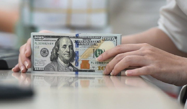 Tỷ giá tăng nóng, Ngân hàng Nhà nước bán USD can thiệp thị trường