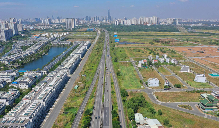 VARS: Dòng tiền đáo hạn ngân hàng bắt đầu tìm kiếm đến đất nền