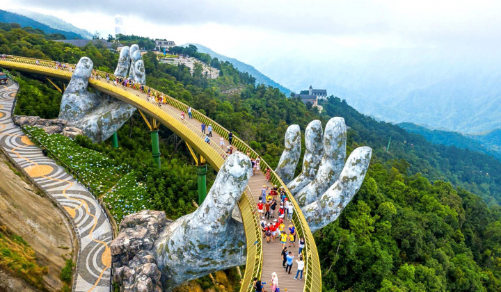 Triển khai các chương trình quốc gia, trọng điểm về phát triển du lịch