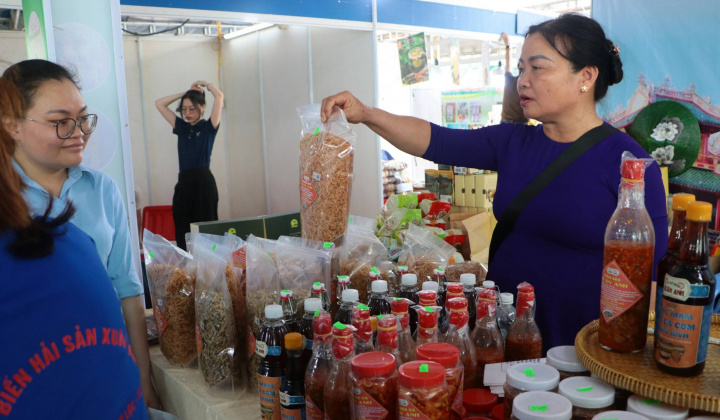 17 tỉnh, thành phố tham gia quảng bá sản phẩm tại Hội chợ, triển lãm sản phẩm OCOP
