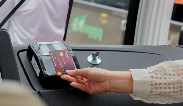 Triển khai cổng thanh toán một chạm cho xe bus tại TP. HCM