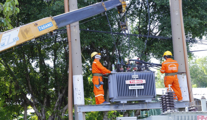 EVN trả lời ý kiến cử tri phía Nam về giá điện và triển khai thị trường điện cạnh tranh
