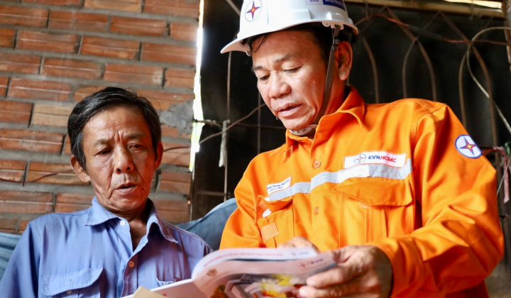 EVNHCMC đẩy mạnh công tác khảo sát, tư vấn sử dụng điện an toàn