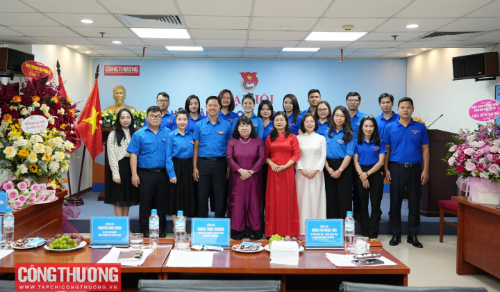 Thanh niên Tạp chí Công Thương: Bản lĩnh - Chuyên nghiệp - Sáng tạo - Tiên phong