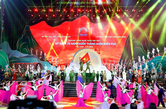 Âm vang "Điện Biên Phủ - Mốc vàng lịch sử"