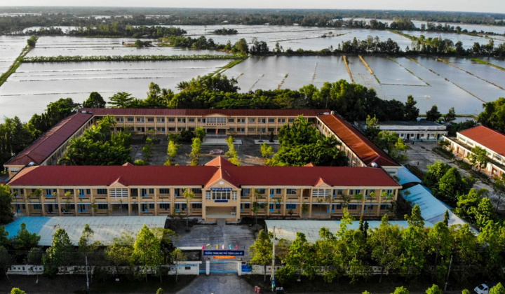 Trường THPT Long Mỹ: Điểm sáng của ngành Giáo dục tỉnh Hậu Giang