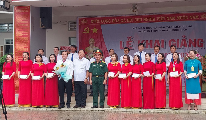 Trường THPT Thoại Ngọc Hầu: Không ngừng nâng cao chất lượng đào tạo