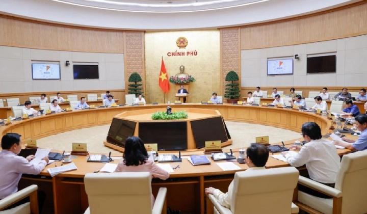 Thủ tướng chủ trì phiên họp chuyên đề về xây dựng pháp luật tháng 6/2024
