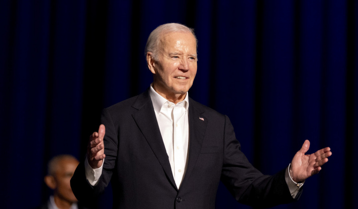 Quốc tế nổi bật: Ông Joe Biden "ngang cơ" với ông Donald Trump