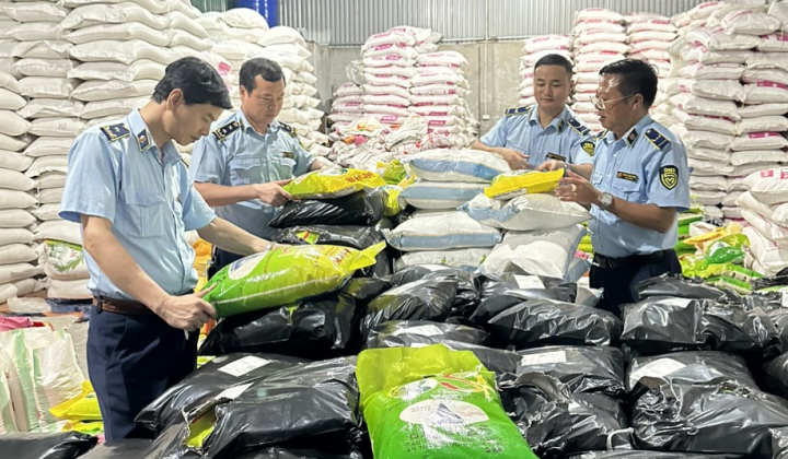 Bắc Ninh: triệt phá cơ sở sản xuất gạo ST25 giả mạo nhãn hiệu “Gạo Ông Cua”