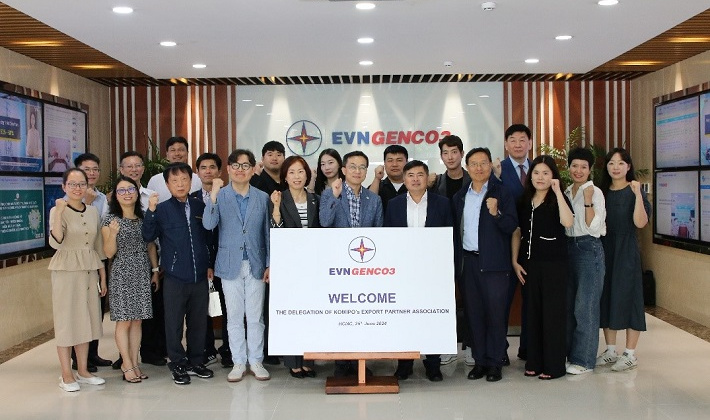 Đoàn các doanh nghiệp Hàn Quốc thăm và làm việc với EVNGENCO3