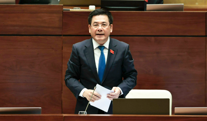 TỔNG THUẬT: Phiên chất vấn và trả lời chất vấn nhóm vấn đề thuộc lĩnh vực Công Thương ngày 4/6