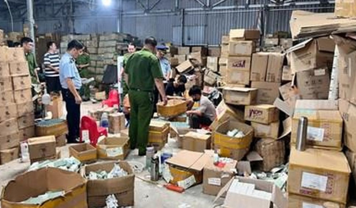 Hà Nội: Tăng cường đấu tranh chống hàng lậu, gian lận thương mại và hàng giả
