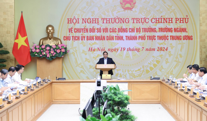 Chuyển đổi số toàn dân, toàn diện để “bắt kịp, tiến cùng và vượt lên”