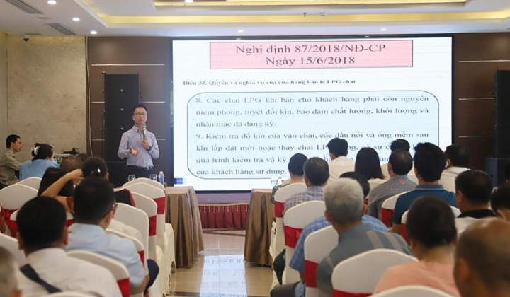 Hà Tĩnh: Nâng cao kiến thức pháp luật cho các cơ sở kinh doanh xăng dầu