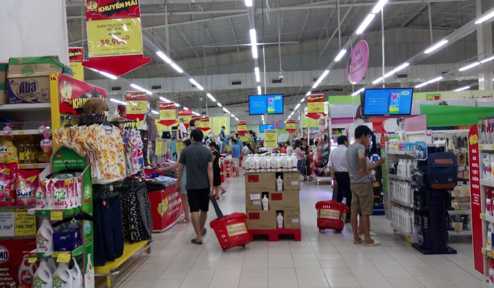 Nam Định: Cao điểm mùa du lịch hè, thương mại tăng trưởng tích cực