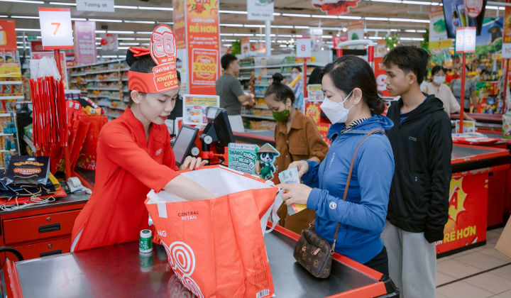 Siêu thị thuộc Central Retail khuyến khích giảm sử dụng túi nilon