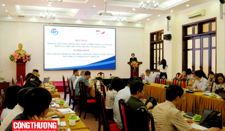 2 kịch bản tăng trưởng kinh tế những tháng cuối năm