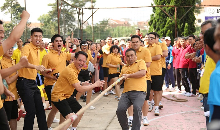 Tưng bừng khai mạc Hội thao Vinataba năm 2024