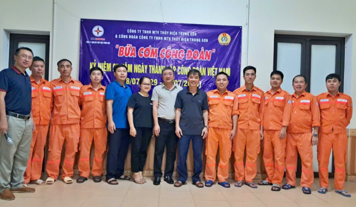 Thủy điện Trung Sơn: Gắn kết sẻ chia với “Bữa cơm Công đoàn”