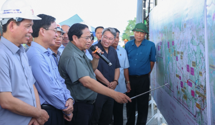 Thủ tướng kiểm tra tiến độ dự án cao tốc Khánh Hòa - Buôn Ma Thuột