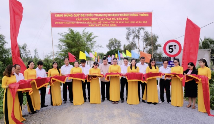 Petrolimex: Hỗ trợ 10 tỷ đồng xây cầu tại Đức Hòa (Long An)